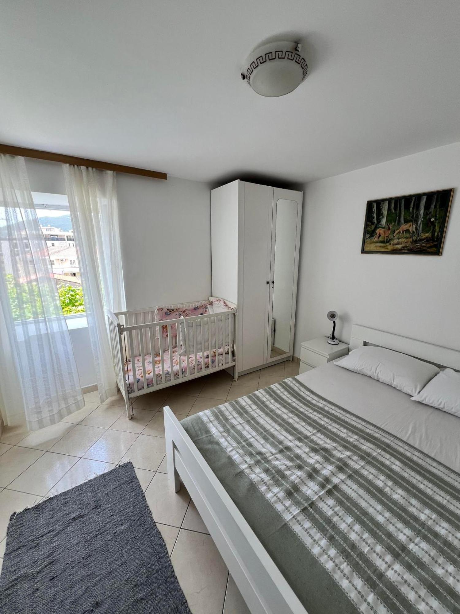 Sunset House & Appartement Rafailovici